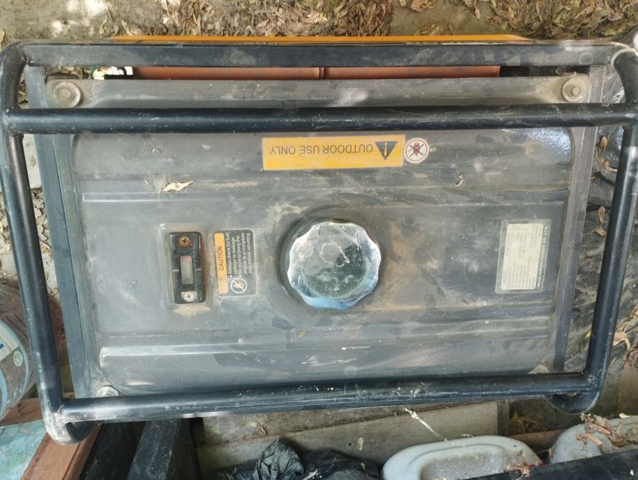Бензиновый генератор Kipor KGE2500X Б/У