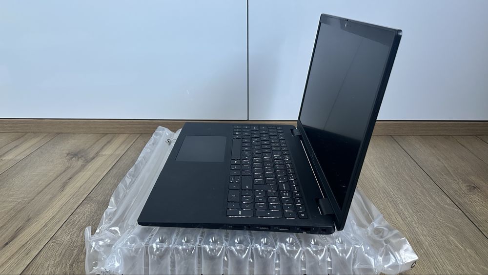 Лаптоп Dell Latitude 3520 FHD 15.6” Intel i5-1135G7 8GB RAM 256GB SSD / MS Office 2011 Pro Plus