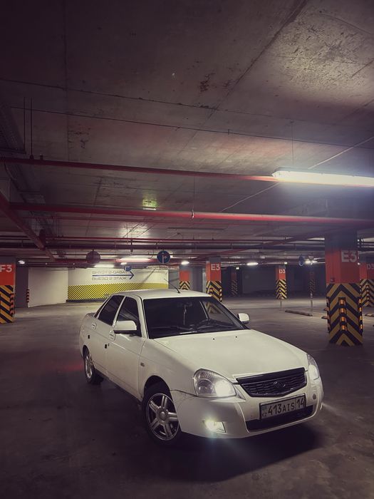 Продам приора 2013