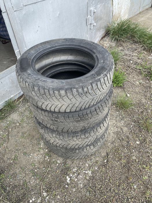 Срочно продам шины.