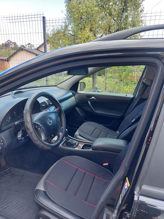 Mercedes c220 combi S203