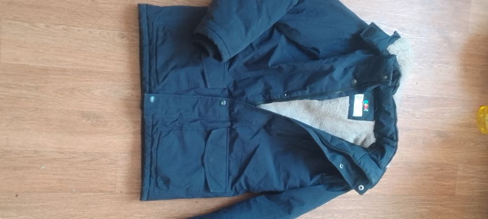 Куртка зимняя мальчик.б.у.2000