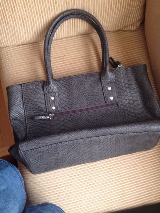 Чанта - нова