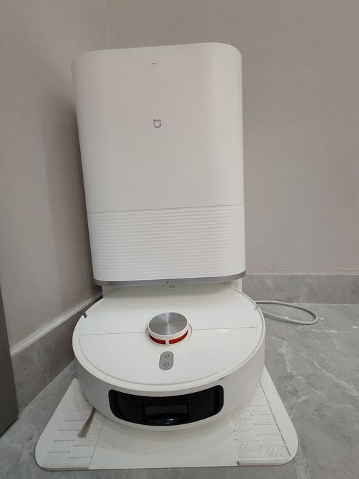 Робот-пылесос Xiaomi.         Xiaomi Robot Vacuum M30S
