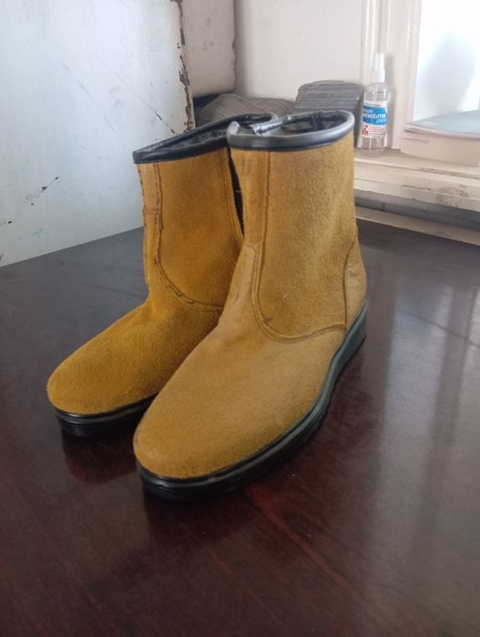 Сифатли кожа ойок кийимларига заказ оламиз Донага  ва оптимга