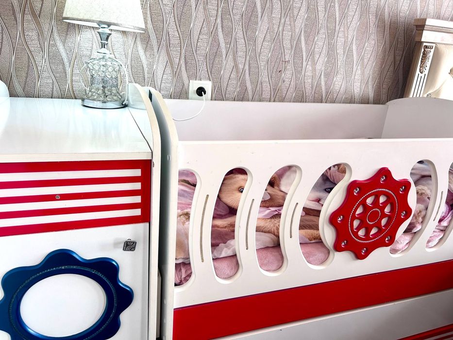 Детская кровать продается!!! Болалар кроватчаси сотилади!