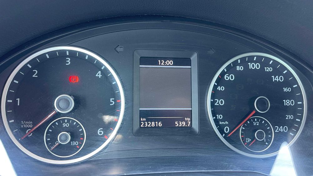 Volkswagen Tiguan 2013 2.0 Tdi, 4x4 manual, model LIFE