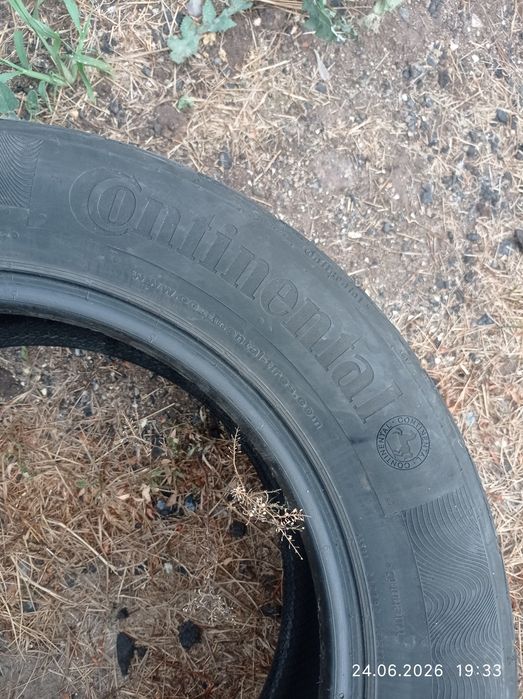 Продам 2 шины CONTINENTAL