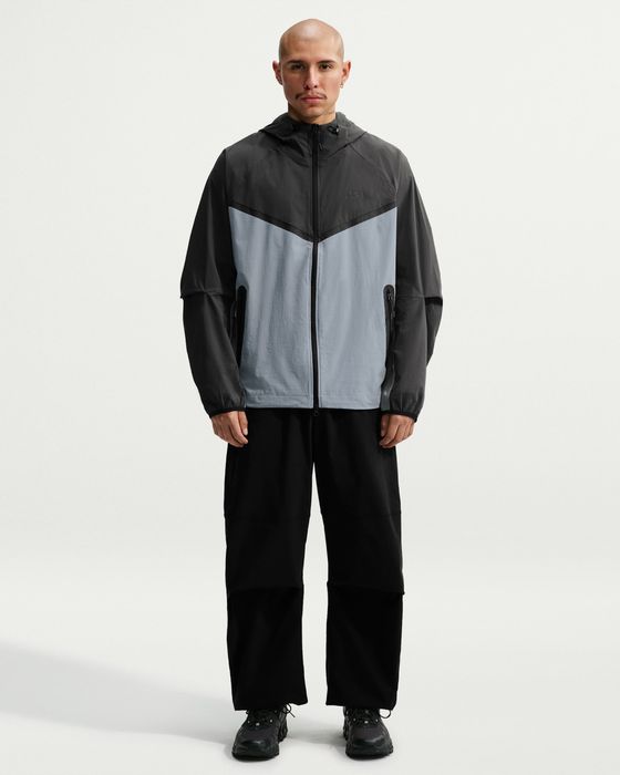 Ветровка Nike Tech
