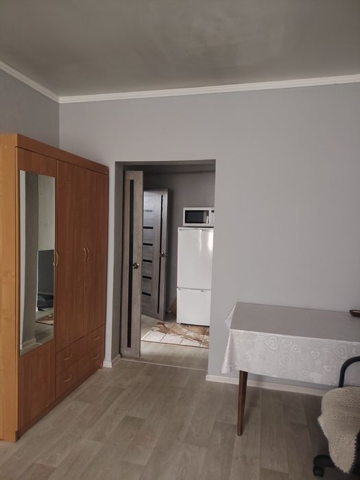 Девушка на подселение