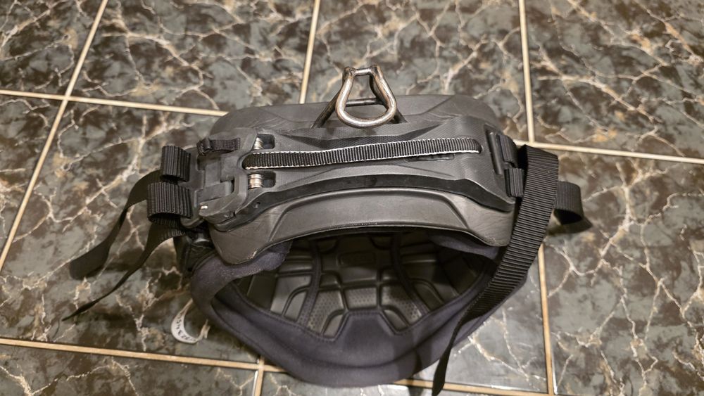 Harness kite kitesurfing ion apex curv 13 hardshell