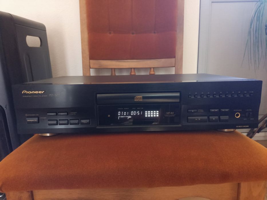 CD player Pioneer PD-207