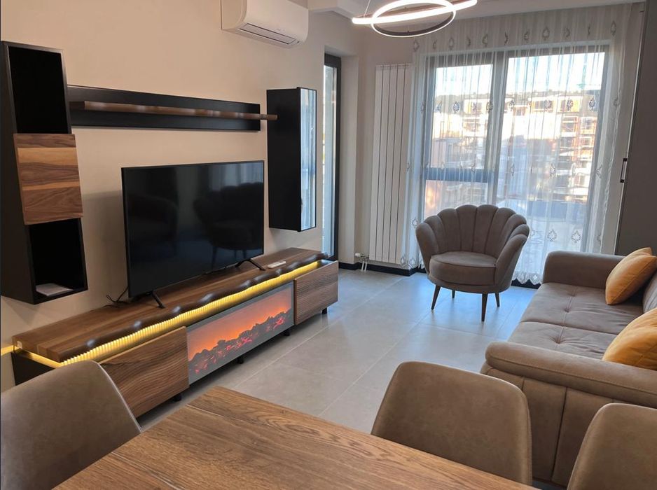 Дава се под наем Двустаен апартамент в София, Малинова долина - 65 кв.м за 800 € - Снимка #1