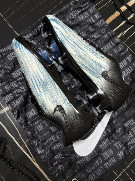 Ghete de fotbal Nike
