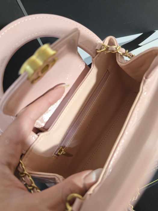 Налична чанта Chanel Kelly Pink