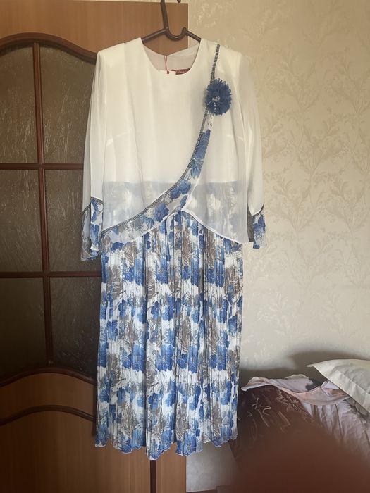 Продам модные платья