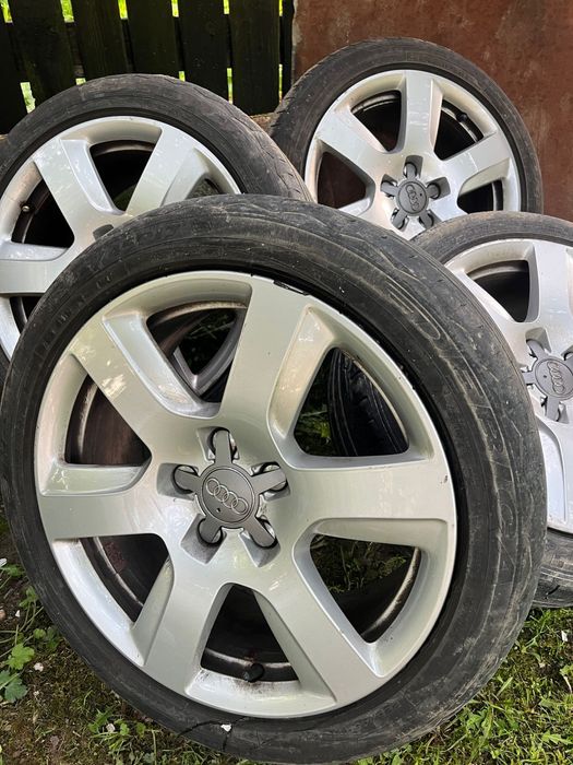 Jante Audi cu anvelope 244/45/ R17 de Vara/ Audi A3, A4, A5