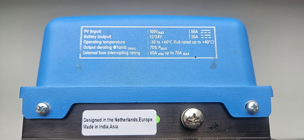 Контролер Victron 100/50