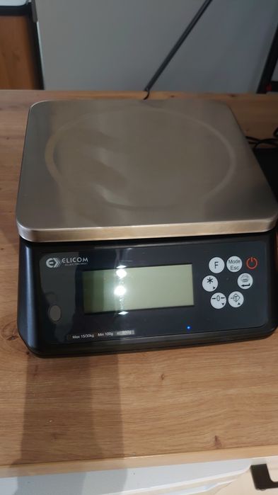 Система All in One за маркиране и настолна везна.