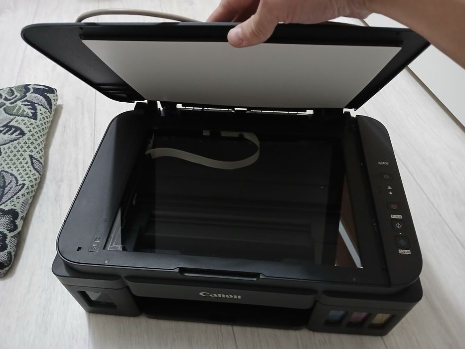 Продаётся цветной принтер