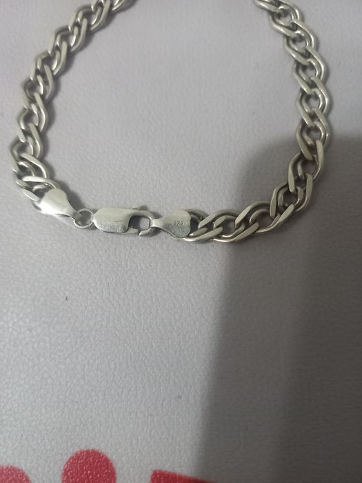Продам серебрянный браслет