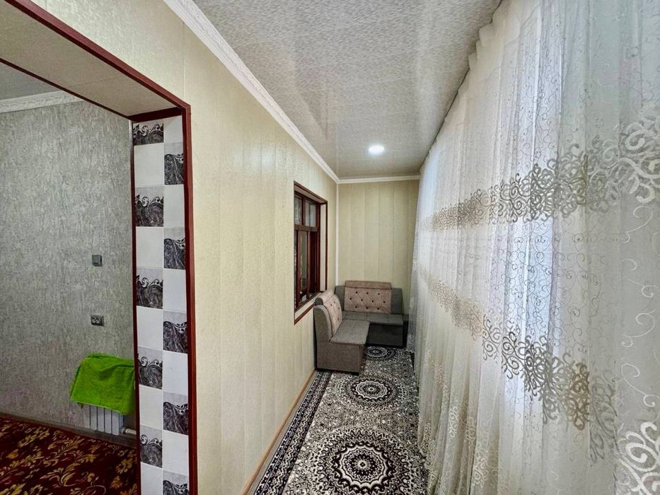 Продаётся 2 ком 10 микрорайон