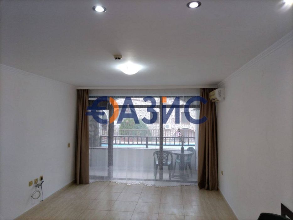 Продава се Двустаен апартамент в Свети Влас - 54 кв.м за 812 €/кв.м - Снимка #2