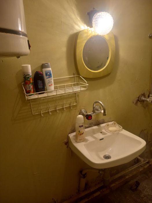 Продава се Едностаен апартамент в Шумен, Басейна - 42 кв.м за 1715 €/кв.м - Снимка #9