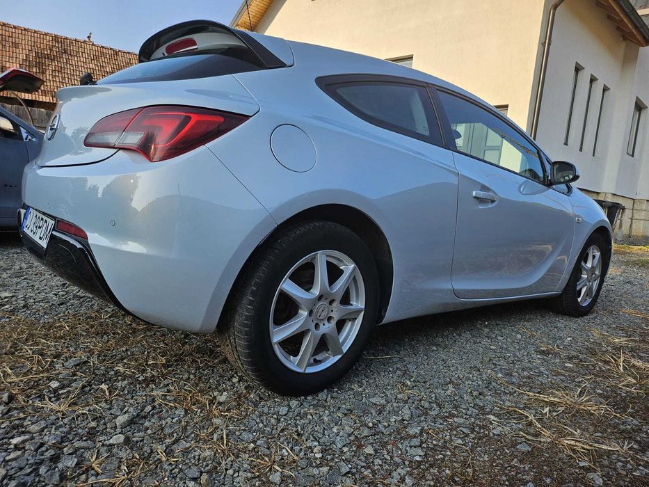 OPEL Astra 2012 — imagine 4