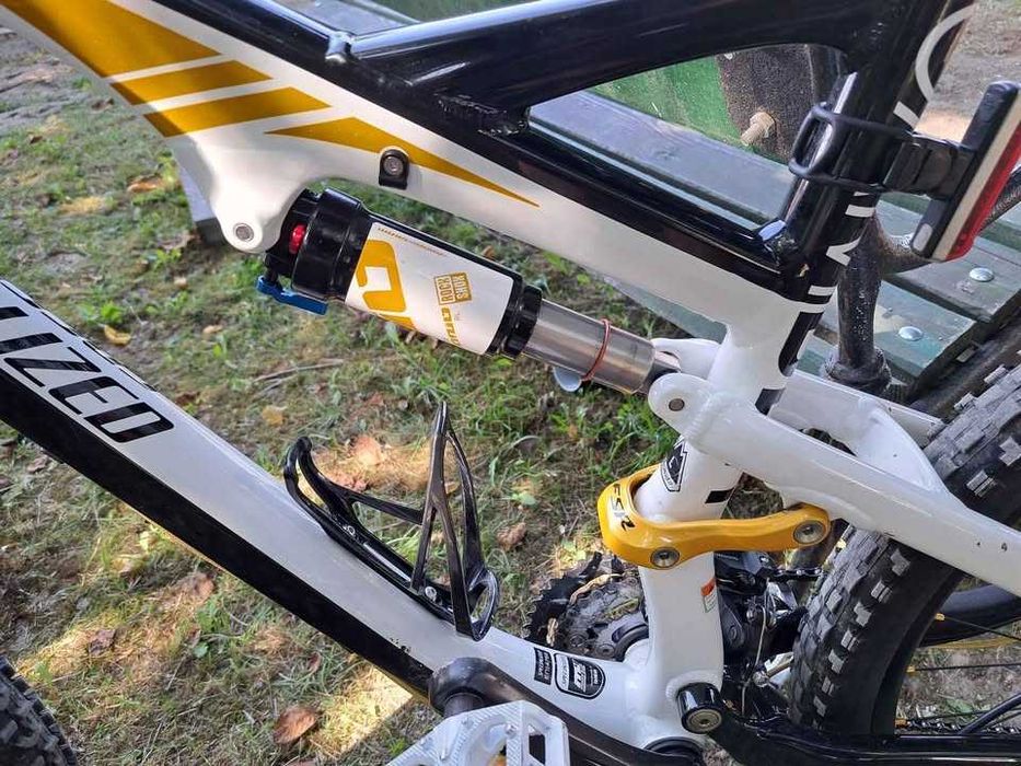 Specialized Camber Comp Full suspension 26"