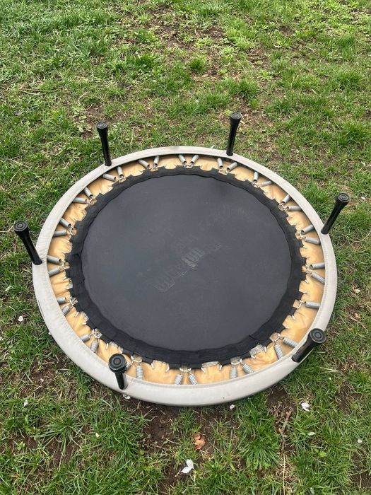 Батут в хорошем состоянии