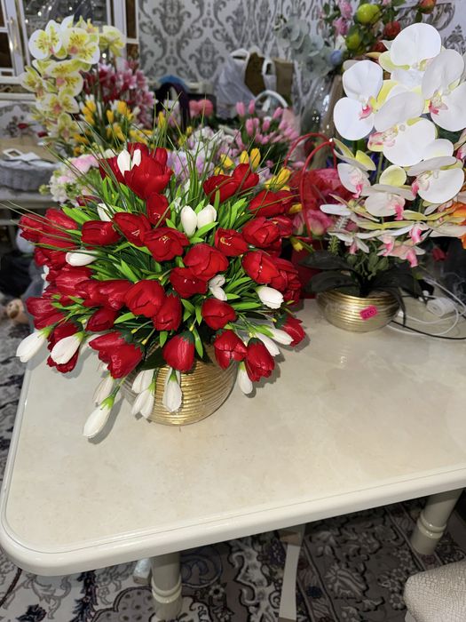 Suniy gullar          . 230 000 so’ m