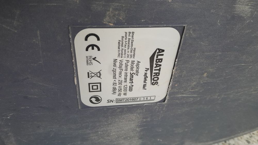 Aspirator Albatros cu sac