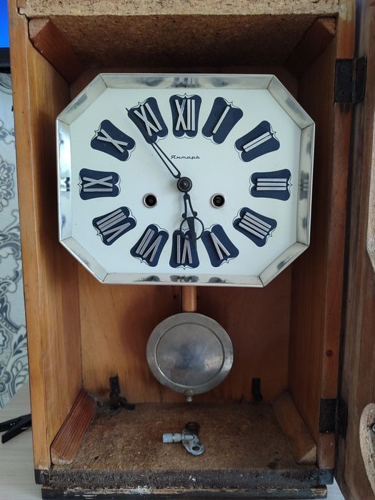 Часы антиквариат