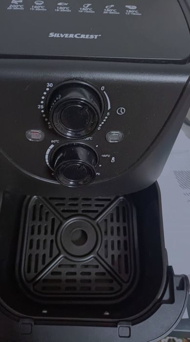 Фритюрник с горещ въздух Silvercrest