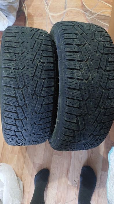 Продам резину на 17