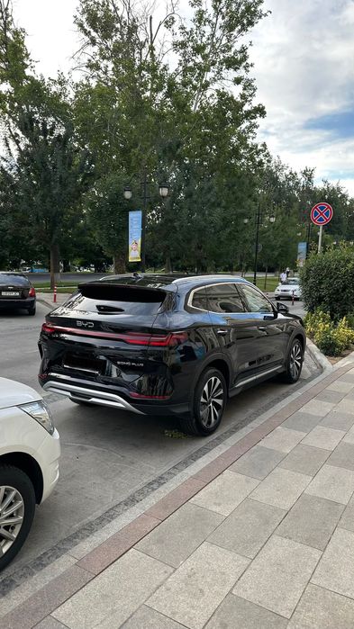 BYD song plus champion Gibrid