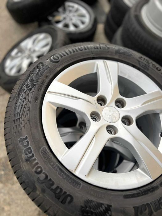 Летни гуми 215 60 16 Continental две от гумите са 0524 DOT 0622