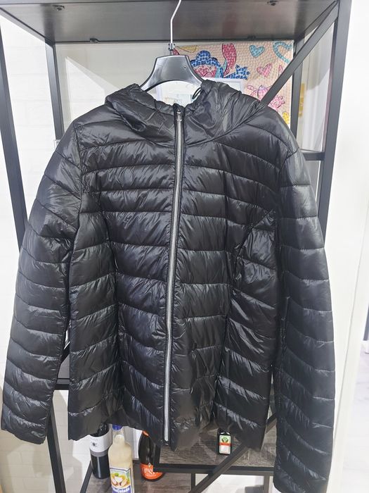 Vând jachetă damă