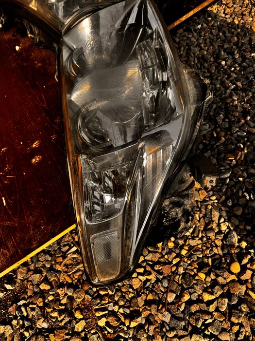 Фара на тойота ленд крузер 200 оригинал