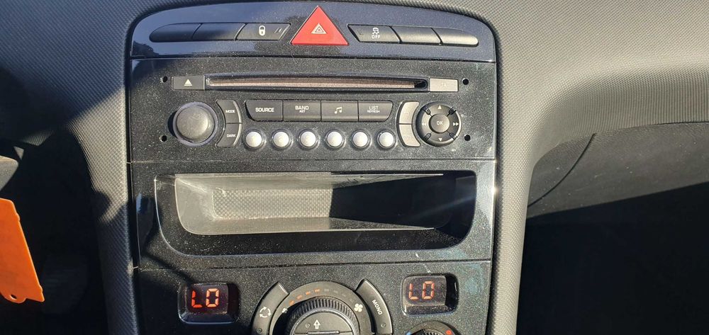 CD player Peugeot original