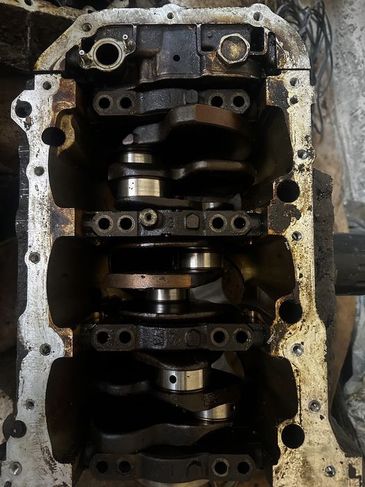 Продам блок мотора lexus еs300