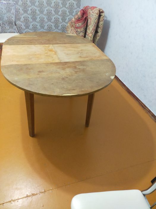 Продам стол антиквариат