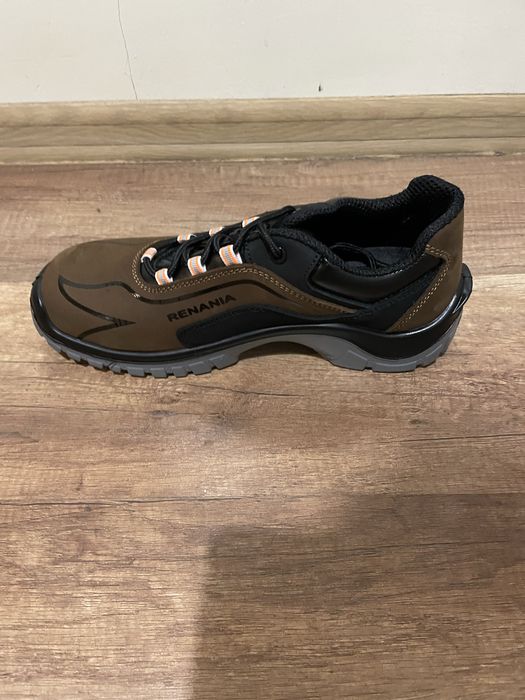 Pantofi de lucru safy work marimea 42, cu eticheta