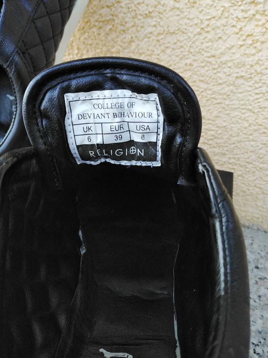 Дамски обувки с бяла платформа,номер 39