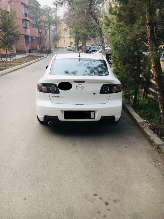 Легендарная MAZDA модель 3 (MADE IN JAPAN) для рынка ОАЭ