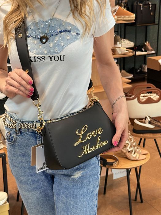 Дамска чанта LOVE MOSCHINO  CHAIN ​​​​LINE Hobo