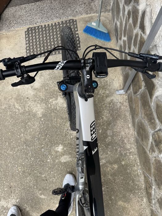 Canyon Carbon 29” FoX / DT swiss