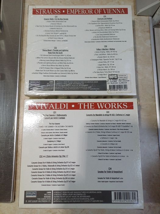 CD Strauss si Vivaldi