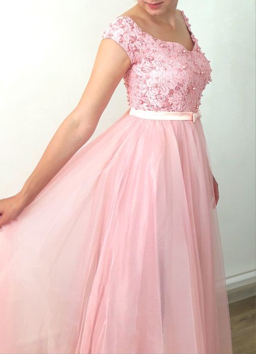 Продам платье новое